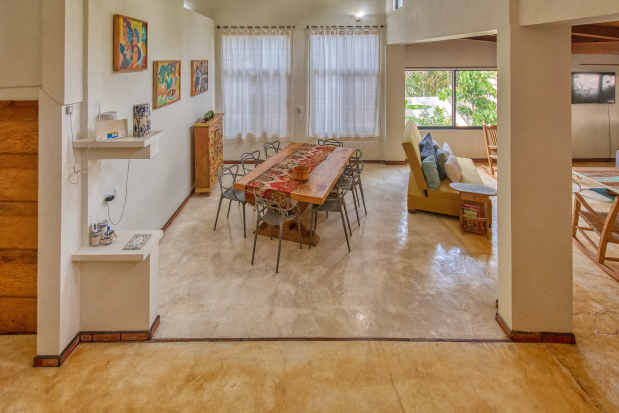 La Manzanilla Realty