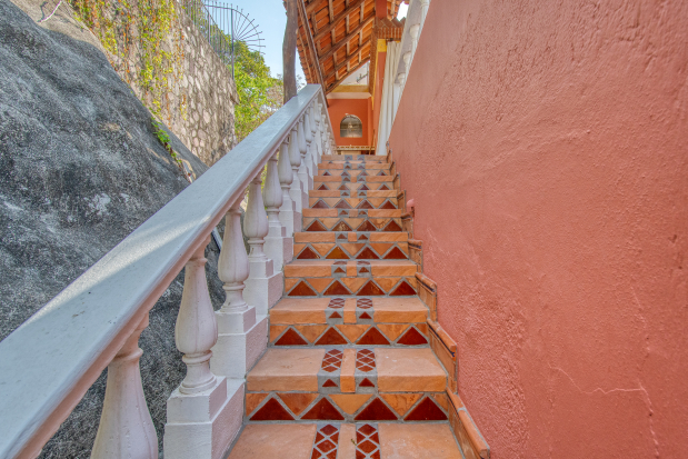 La Manzanilla Realty